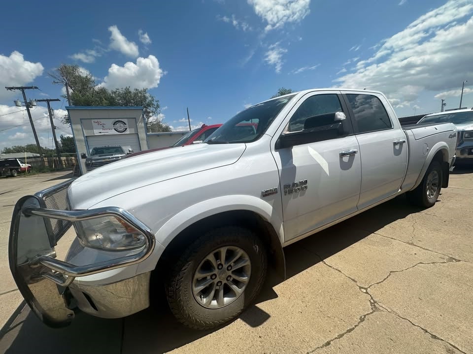 2018 RAM 1500 Harvest in White — front three-quarter view