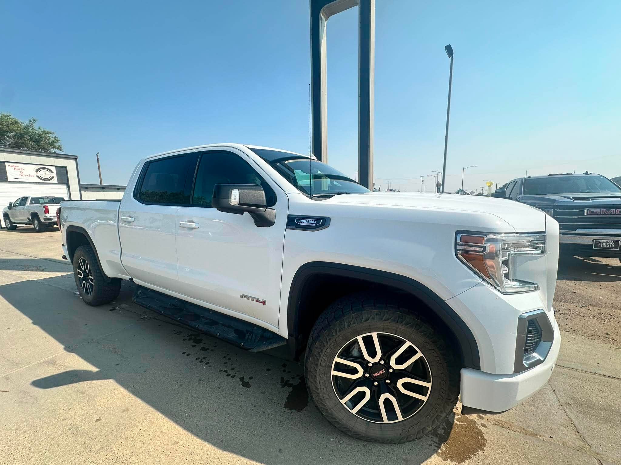 2021 GMC Sierra 1500 — side profile view
